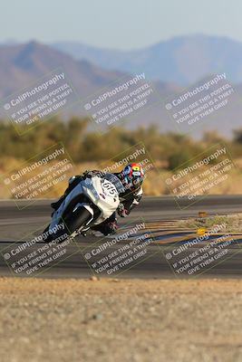 media/Dec-09-2023-SoCal Trackdays (Sat) [[76a8ac2686]]/Turn 15 Set 1 (230pm)/